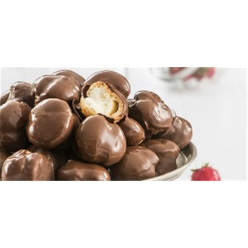 Profiteroles Chocolate Dipped